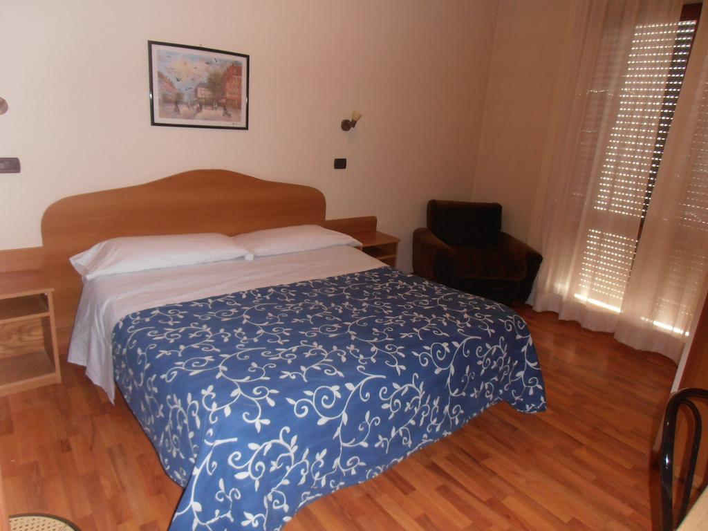 Hotel Giusy Περούτζια Δωμάτιο φωτογραφία