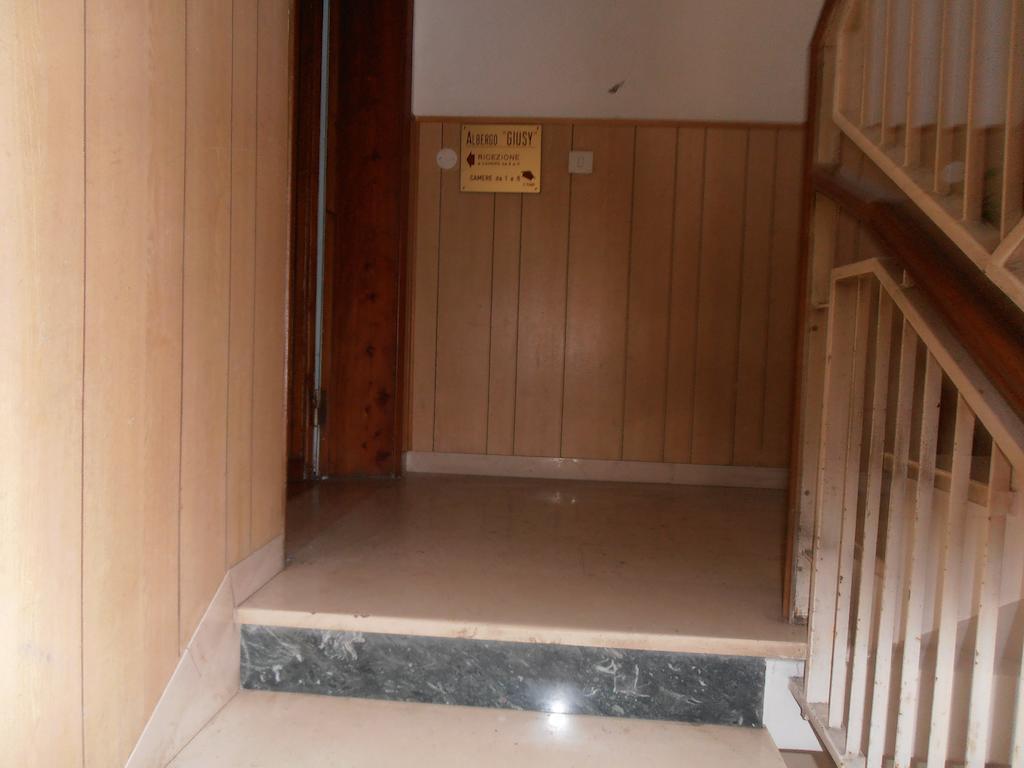 Hotel Giusy Περούτζια Εξωτερικό φωτογραφία